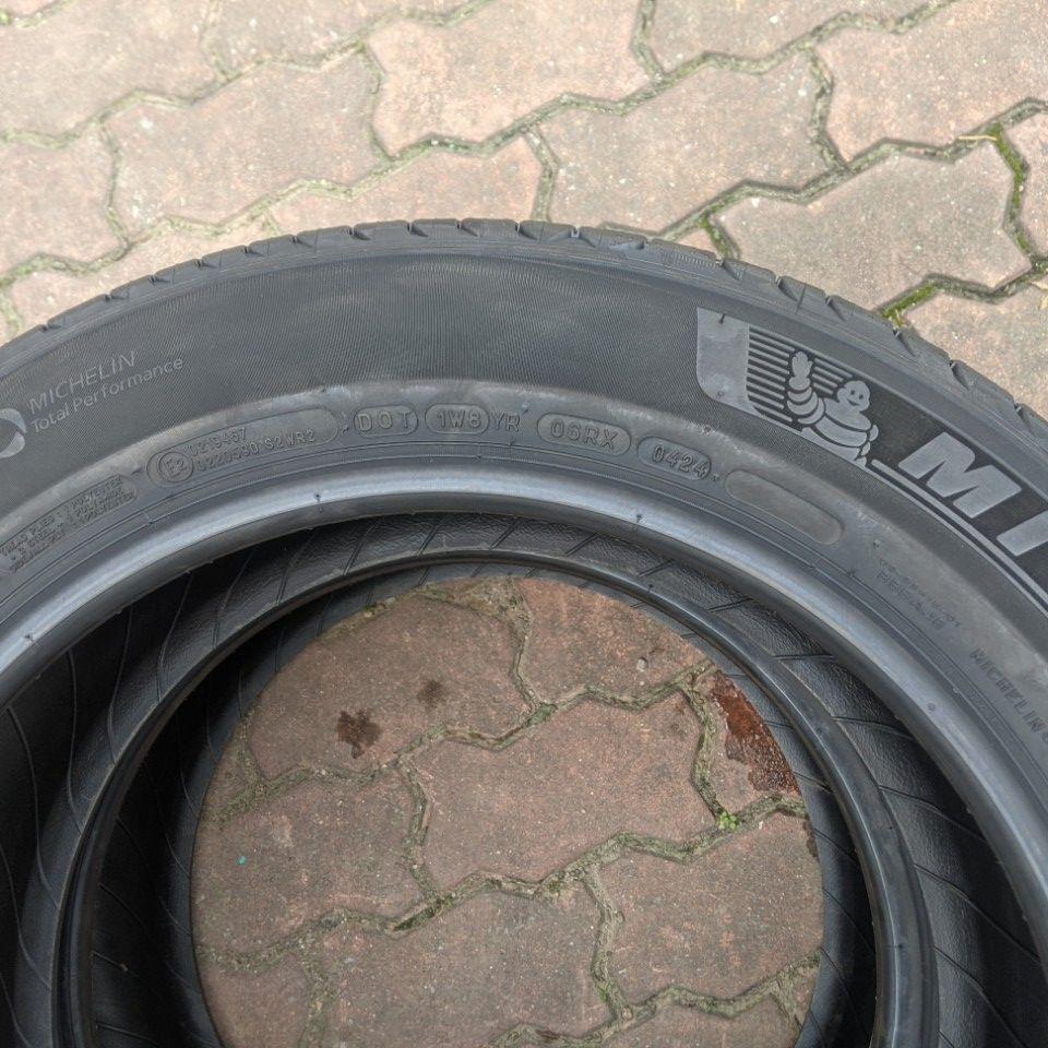 Vỏ lốp 225/55R18 Michelin E Primacy vỏ lốp Xe: Hyundai Tucson, Mitsubishi Outlander, Peugeot 3008, Peugeot 5008, Subaru Forester