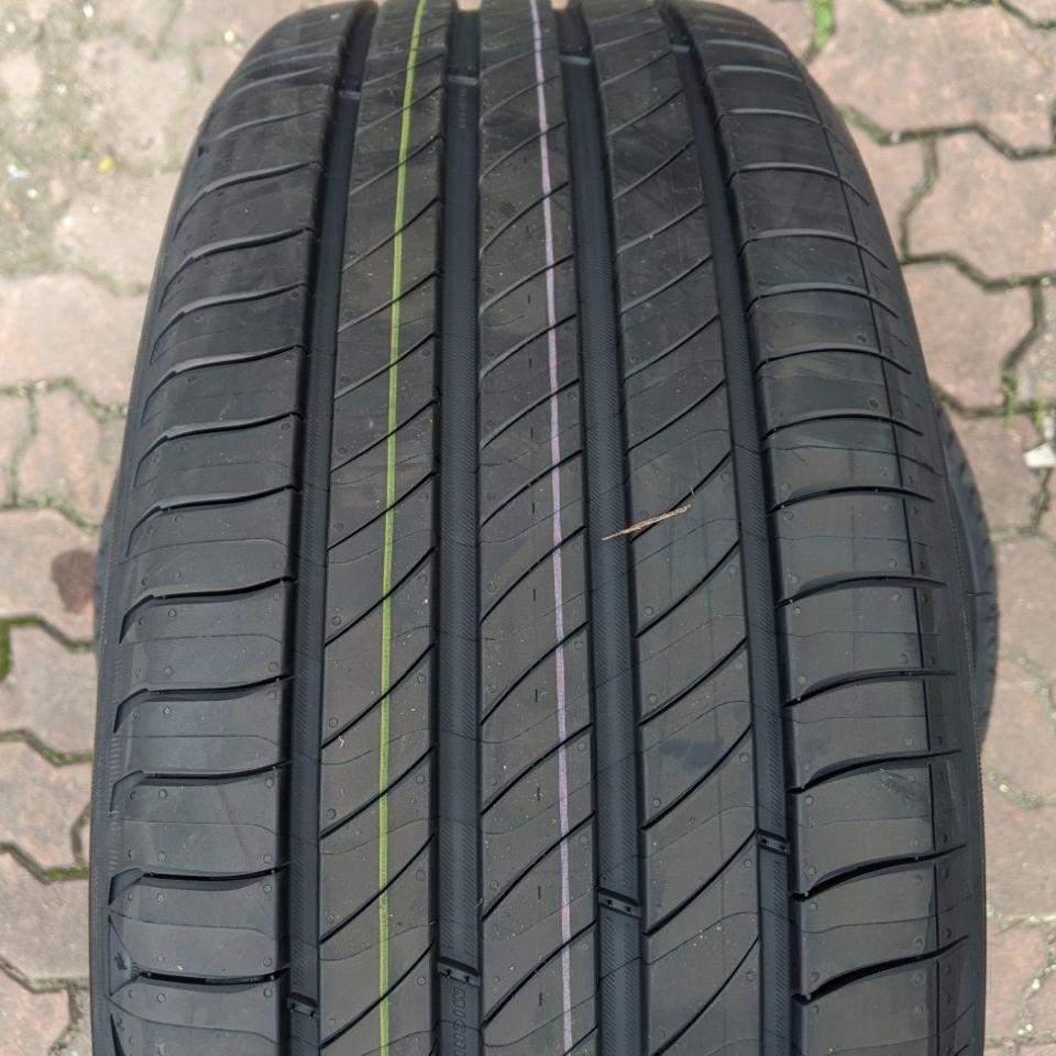 Vỏ lốp 225/55R18 Michelin E Primacy vỏ lốp Xe: Hyundai Tucson, Mitsubishi Outlander, Peugeot 3008, Peugeot 5008, Subaru Forester