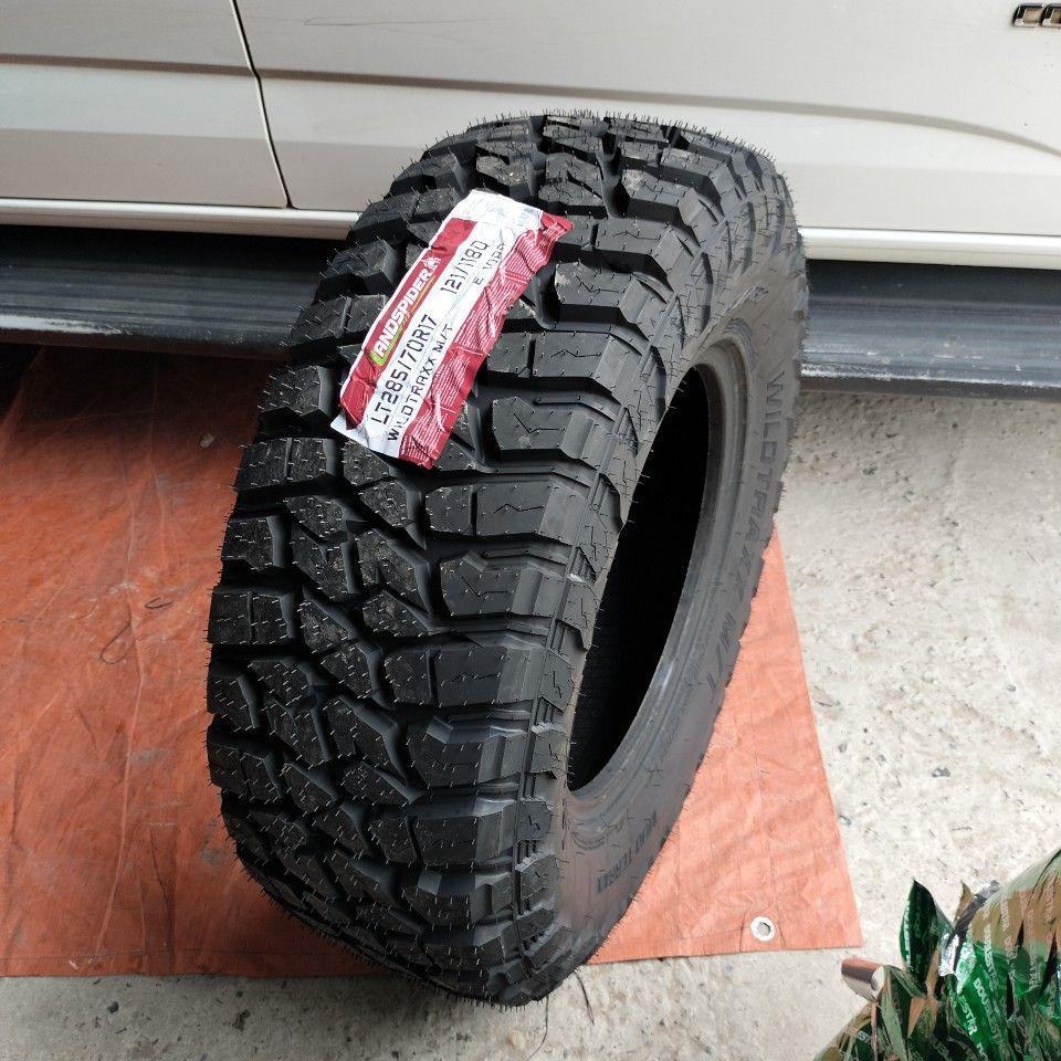 285/70R17 Landspider Wildtraxx M/T 10PR 