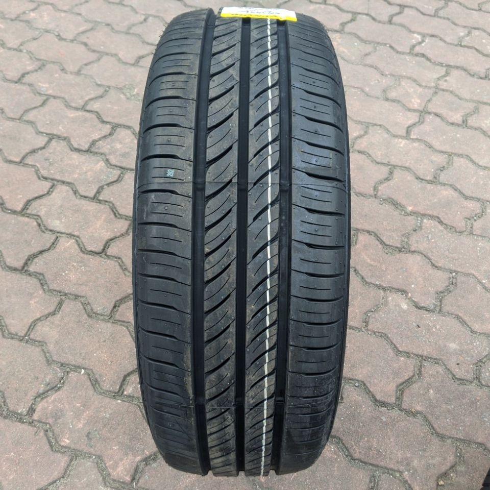 Vỏ lốp 205/55R16 Dunlop EC300, vỏ lốp Xe: Audi A3, BMW 328i, Daewoo Magnus, Ford Focus 2.0, Ford Mondeo, Honda Civic 2.0, Hyundai Avante Elantra 1.6AT, Hyundai i30, Cerato Signature, Mazda 3 6, Mercedes C180 c200 C240 CLA2