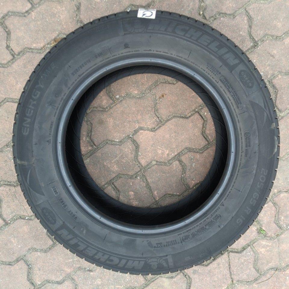 Vỏ lốp 205/65R16 Michelin XM2, vỏ lốp xe ô tô Toyota Innova E G Venturer