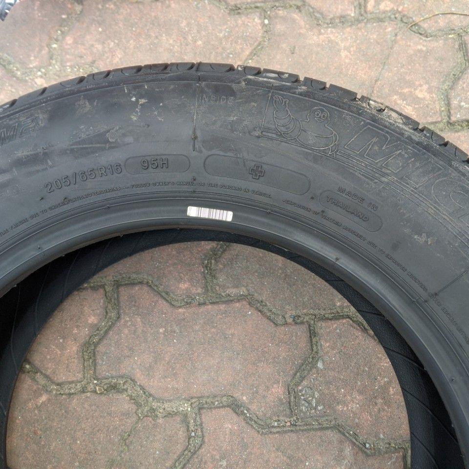 Vỏ lốp 205/65R16 Michelin XM2, vỏ lốp xe ô tô Toyota Innova E G Venturer