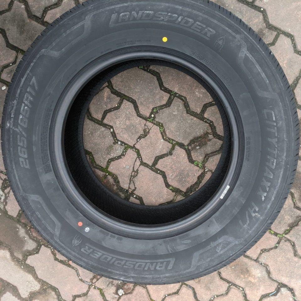 265/65R17 Landspider Citytraxx HT vỏ lốp Xe: Everest Ambiente, Lexus GX470, Luxus LX470, Mazda BT50, Mitsubishi Pajero, Toyota Fortuner, Toyota Hilux, Land Cruiser
