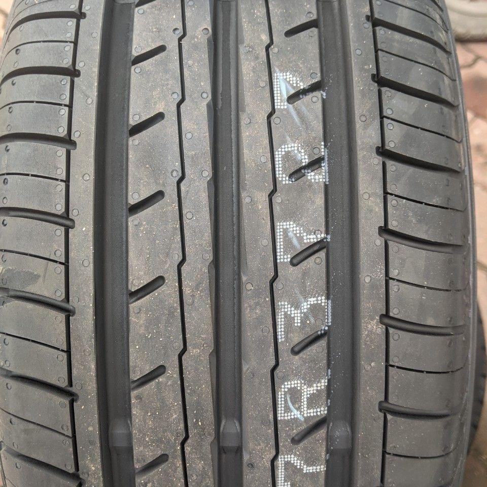 215/45R17 Yokohama Nhật vỏ lốp Xe: Acura ILX 2.0, Elantra GLS 1.8 AT, Hyundai i30 CW, Kia Cerato Signature 1.6AT 2.0 AT, Kia Forte, Kia K3, Toyota Altis 2.0V CVT