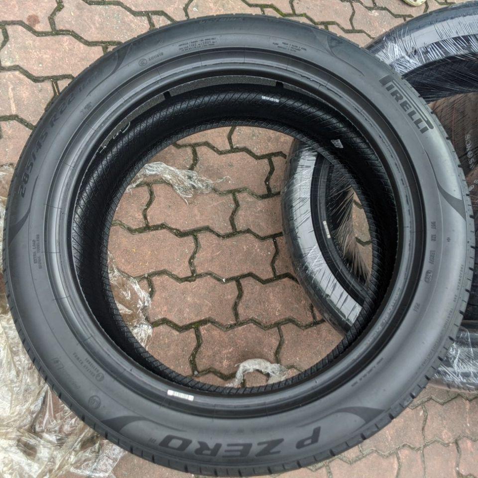 285/45R22 Pirelli P zero (PZ4)(LR) PNCS Sport 114Y XL