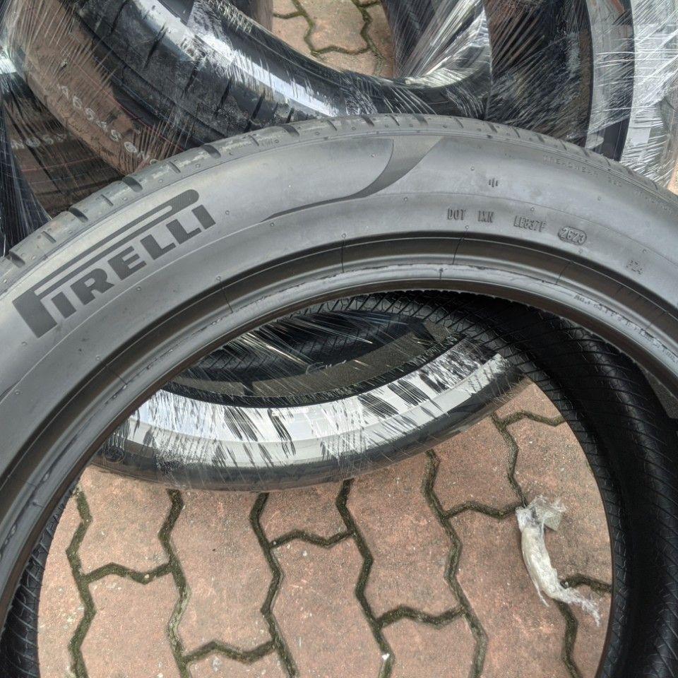 285/45R22 Pirelli P zero (PZ4)(LR) PNCS Sport 114Y XL