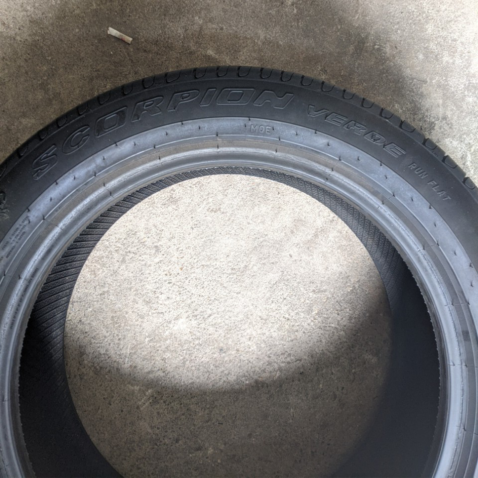 235/55R19 Pirelli Runflat Khuyến Mãi vỏ lốp Xe: Audi Q5, Hyundai Santafe, Kia Carnival, Land Rover Discovery, Rover Evoque, Lexus RX350, Lexus RX450, Mercedes GLC200 GLC250 GLC300