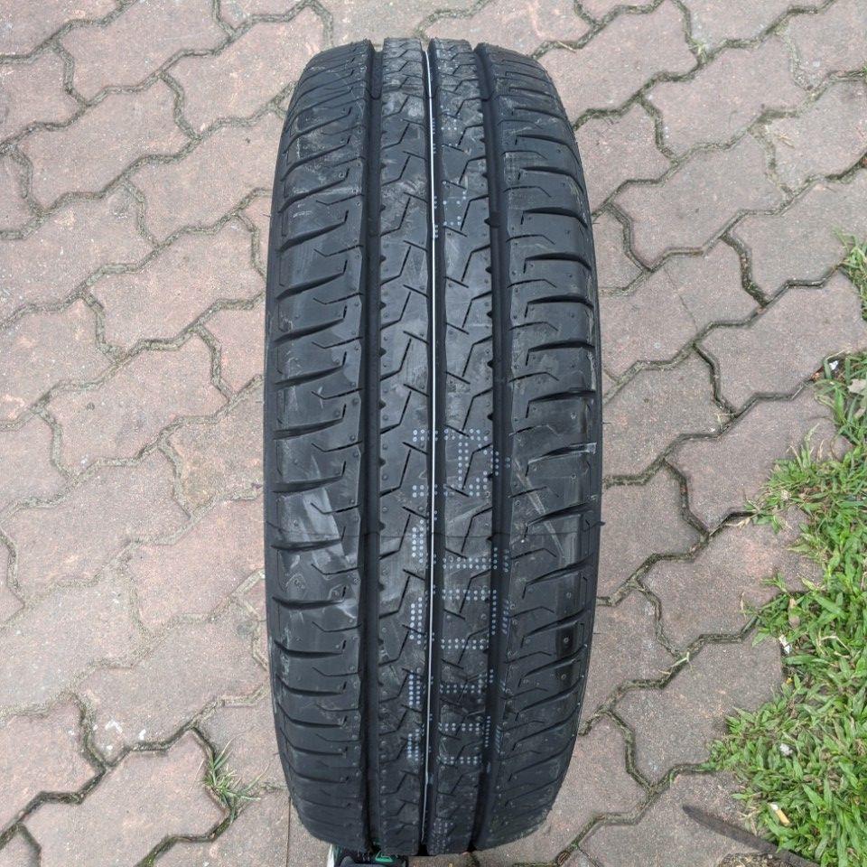 Vỏ lốp 215/70R15C Maxxis MCV5 8PR