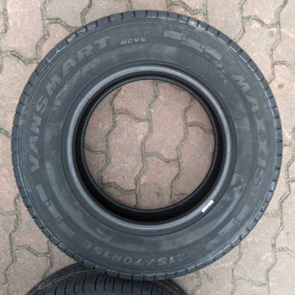 Vỏ lốp 215/70R15C Maxxis MCV5 8PR