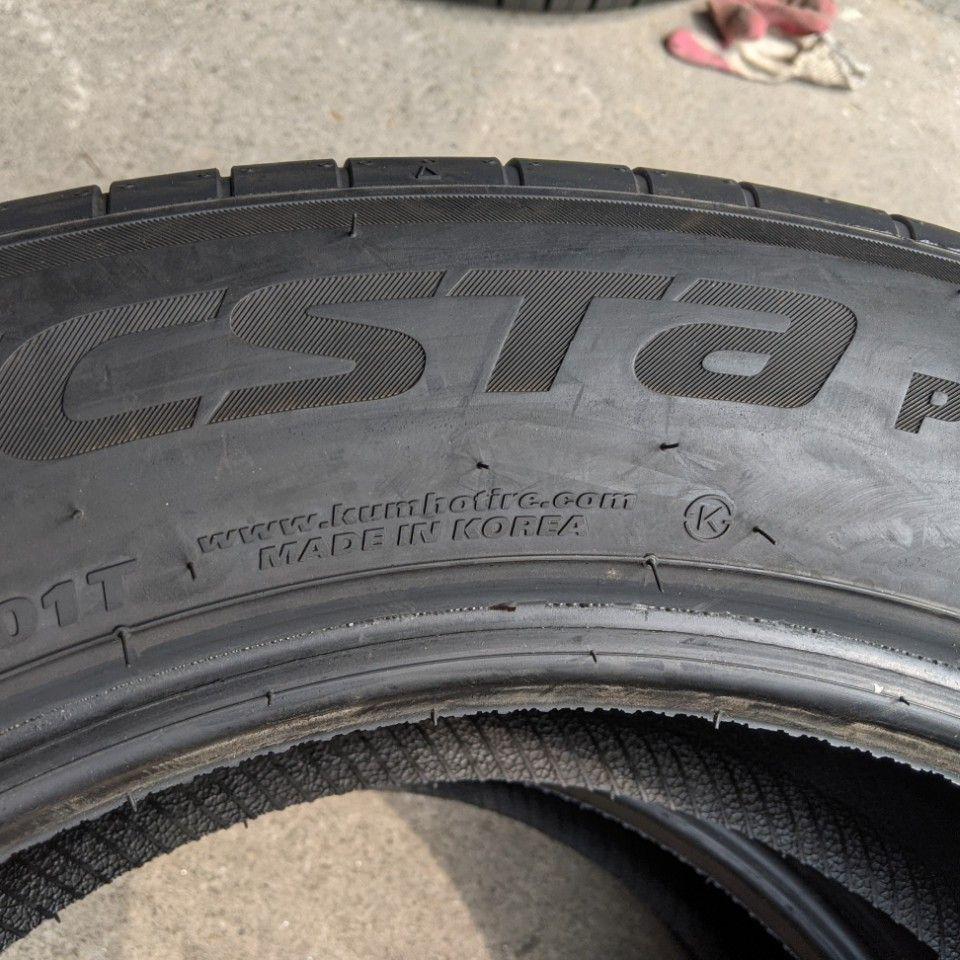 235/55R19 PS71 KUMHO HÀN QUỐC Khuyến Mãi vỏ lốp Xe: Audi Q5, Hyundai Santafe, Kia Carnival, Land Rover Discovery, Rover Evoque, Lexus RX350, Lexus RX450, Mercedes GLC200 GLC250 GLC300