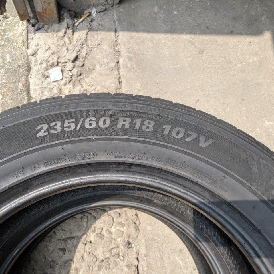 235/60R18 HP71 KUMHO VIỆT NAM VXLL Khuyến Mãi vỏ lốp Xe: Acura RDX, Audi Q5 Q7, Honda CRV, Santafe 2.0 máy dầu, KIA SORENTO, Kia Sedona, Land Rover Discovery, Range Rover Evoque Pure, Mercedes GLC200 GLC250