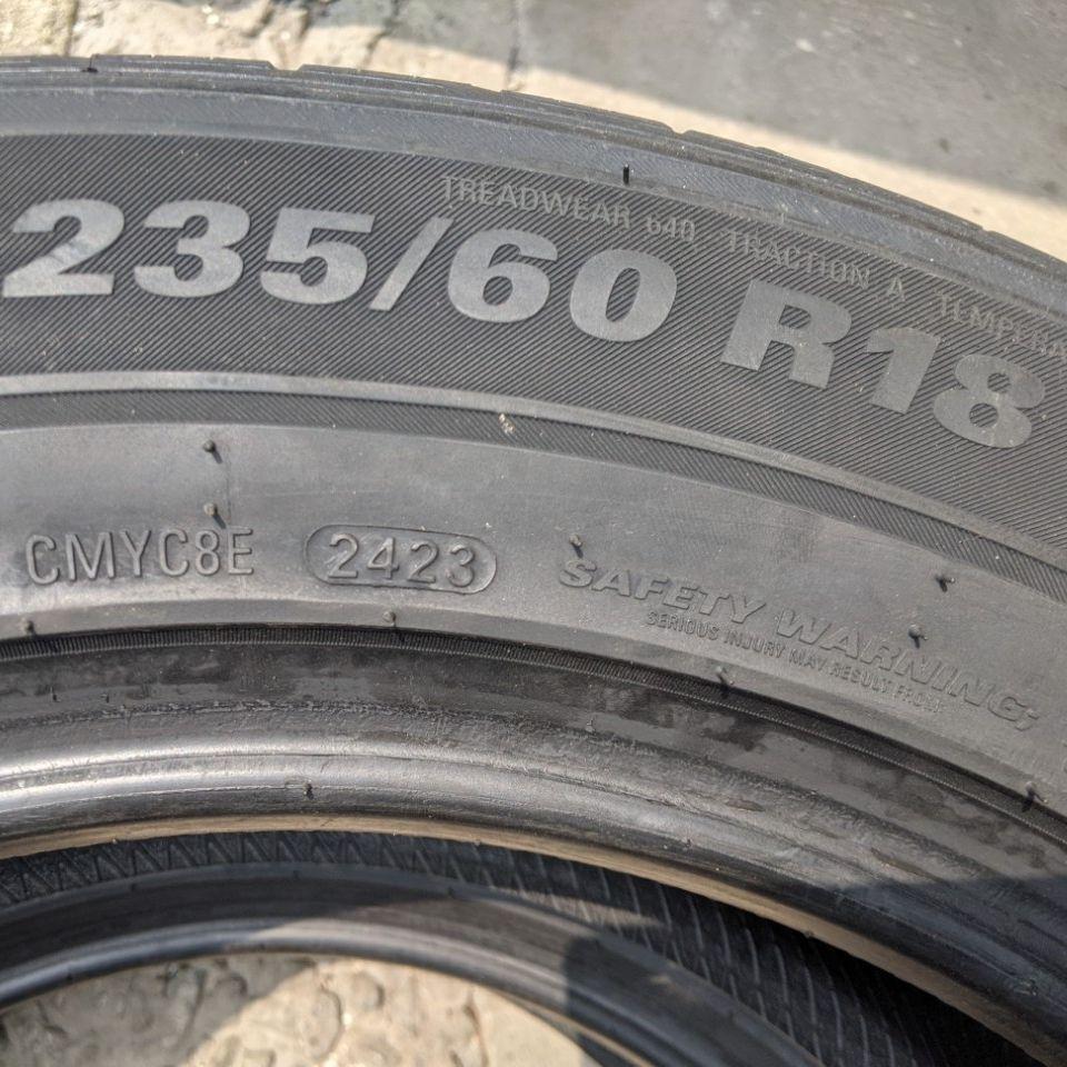 235/60R18 HP71 KUMHO VIỆT NAM VXLL Khuyến Mãi vỏ lốp Xe: Acura RDX, Audi Q5 Q7, Honda CRV, Santafe 2.0 máy dầu, KIA SORENTO, Kia Sedona, Land Rover Discovery, Range Rover Evoque Pure, Mercedes GLC200 GLC250