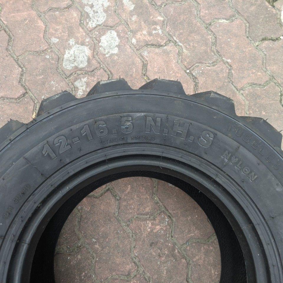 Vỏ lốp máy xúc 12-16.5 Solitek, 12-16.5 10PR Solitek China, lốp xúc lật 12-16.5 Solitek