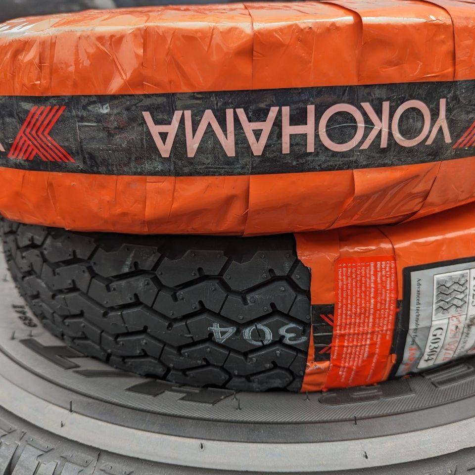 Vỏ lốp 5.00-12 Yokohama Y825 8PR, vỏ lốp 500-12 Gai Dọc Không Săm, vỏ lốp xe ô tô THACO TOWNER 800