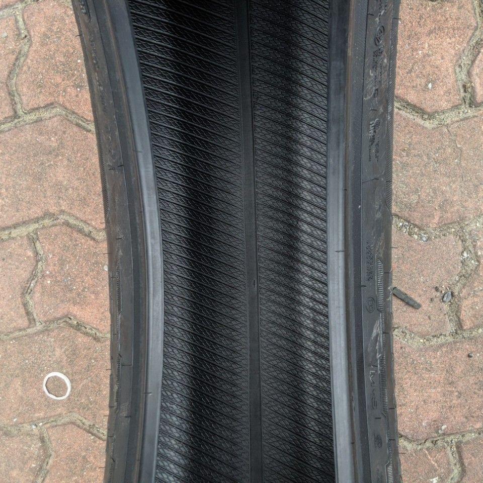 255/65R18 GOODYEAR WRANGLER TERRITORY HT D23 vỏ lốp Xe : Ford Explorer