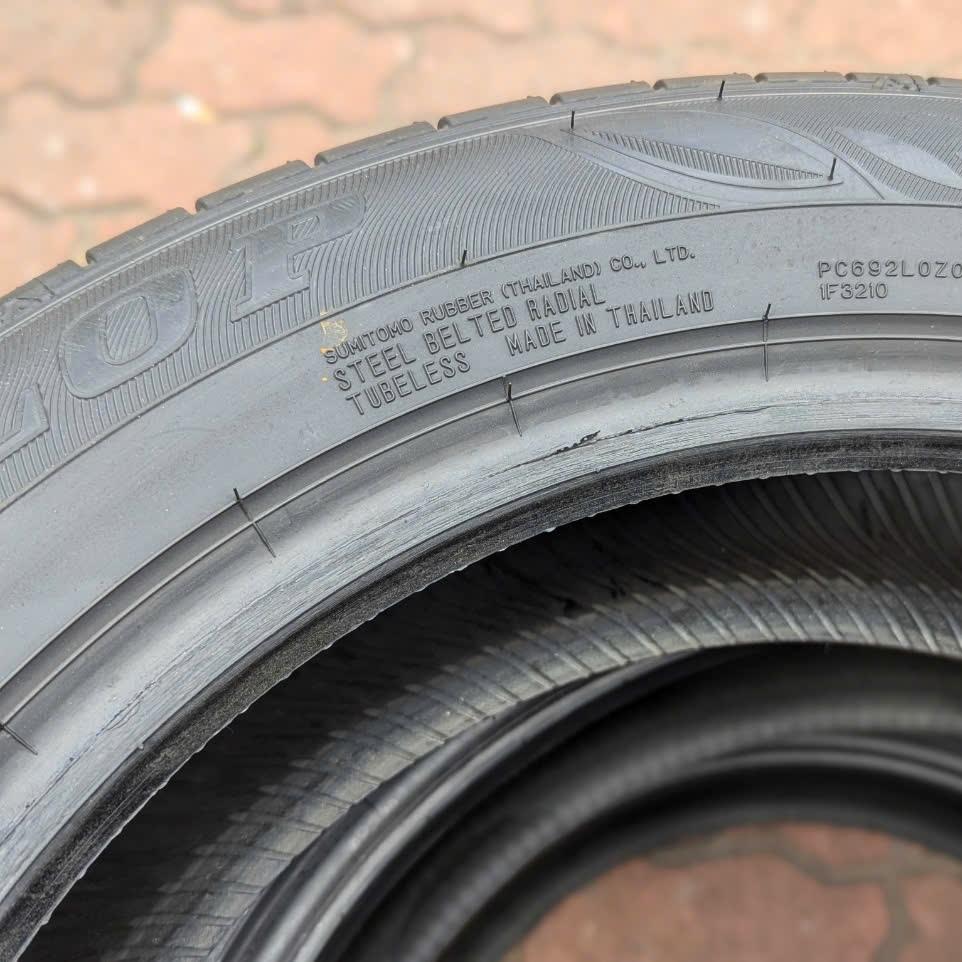 Vỏ lốp 185/60R16 Dunlop EC300, Vỏ lốp theo xe Mazda 2