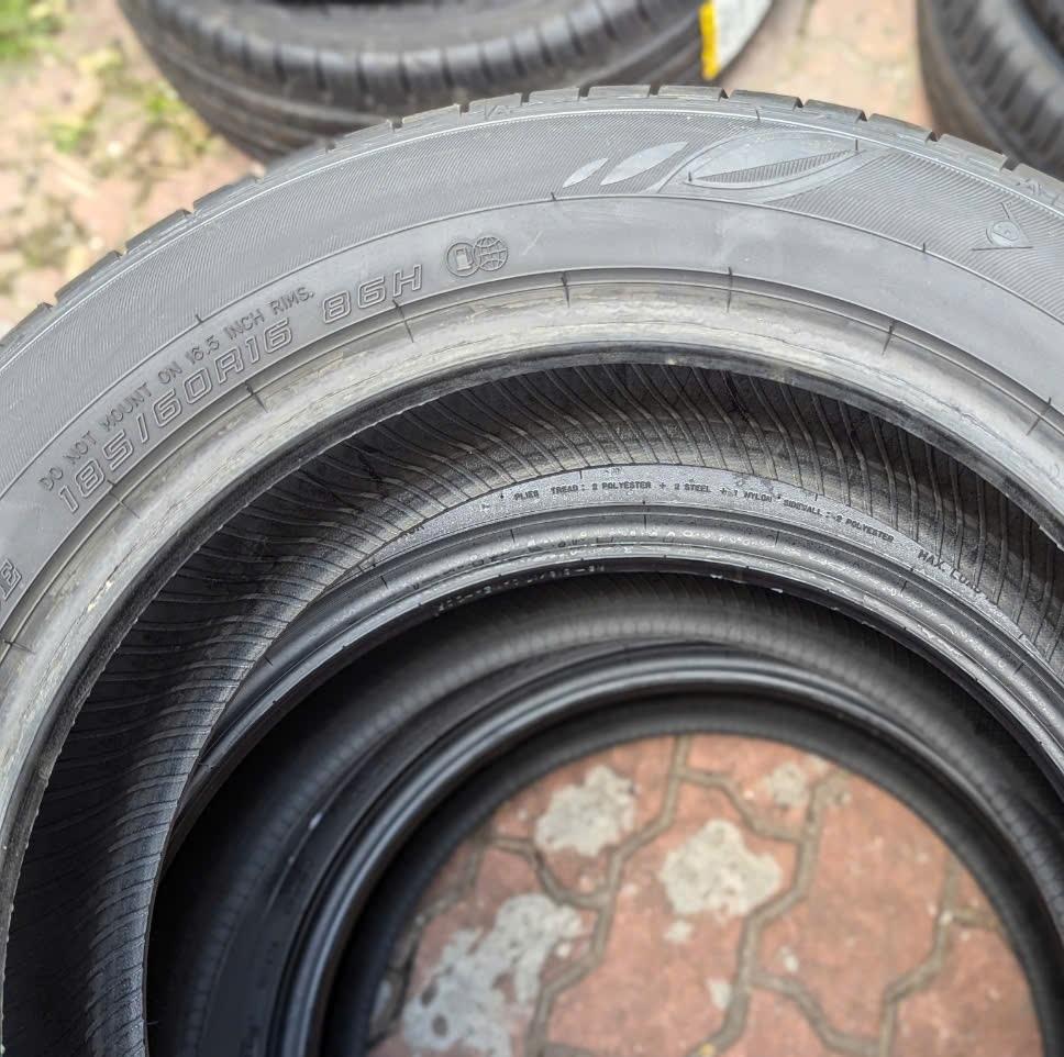 Vỏ lốp 185/60R16 Dunlop EC300, Vỏ lốp theo xe Mazda 2