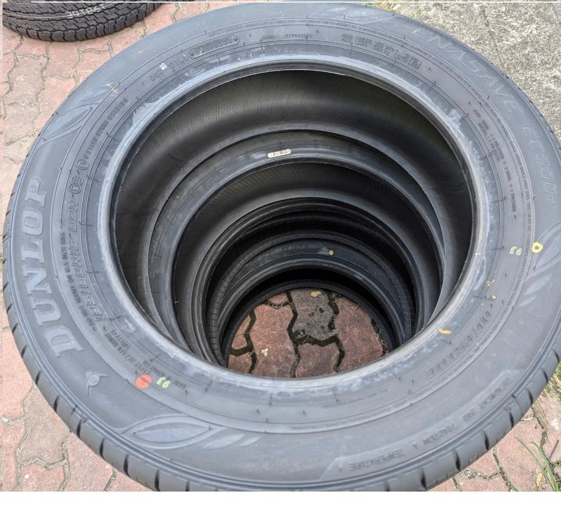 195/60R16 Dunlop EC300, vỏ lốp theo xe suzuki XL7