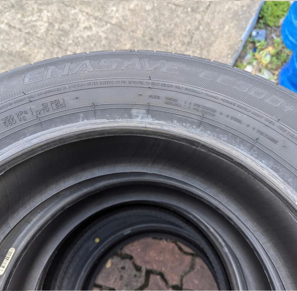 195/60R16 Dunlop EC300, vỏ lốp theo xe suzuki XL7