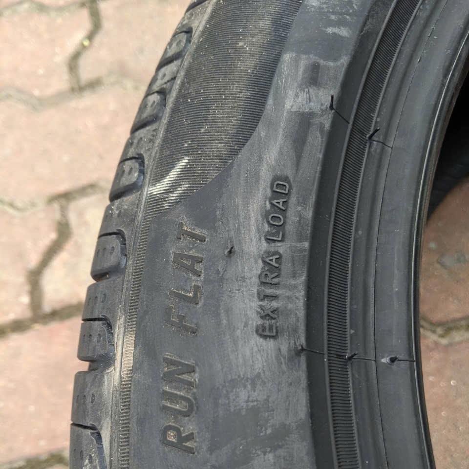 245/45R18 Pirelli P zero Runflat PZ4 100Y ,vỏ lốp Xe: Audi A6 Quattro 3.0, Audi A7 3.0L Quattro, BMW 530i, Mercedes E250 2.0, Vinfast Lux A2.0