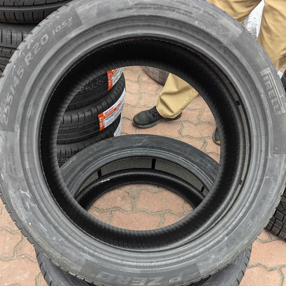 255/45R20 Pirelli P zero PZ4 PNCS Luxury XL,vỏ lốp Xe: Mercedes GLC300, Audi A8 4.2, Acura RDX A-Spec