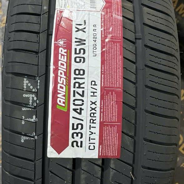 235/40R18 Landspider Citytraxx HP vỏ lốp Xe: Honda Civic 1.5RS 2020, Mercedes CLA250, Volkswagen Scirocco GTS