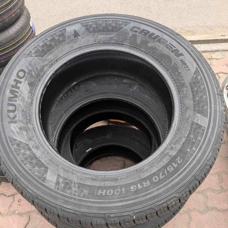 Vỏ lốp 215/70R16 HP71 KUMHO VIỆT NAM, Vỏ lốp xe Hyundai Starex, vỏ lốp xe ô tô Mitsubishi Outlander