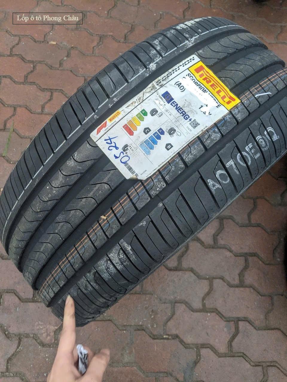 285/40R23 Pirelli Pzero