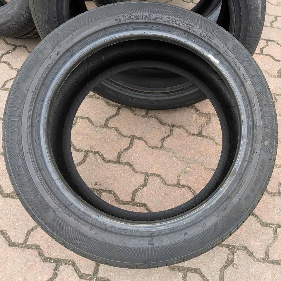 Vỏ lốp 225/50R18 Michelin, dùng cho xe ô tô BMW 330i 2017, BMW GT 320i, BMW GT 328i, Subaru Legacy, Corolla Cross 1.8V