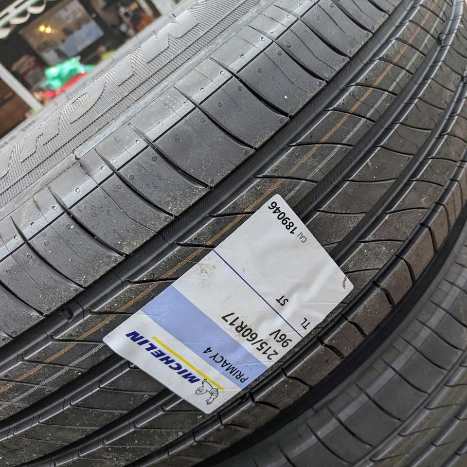 Vỏ lốp 215/60R17 Michelin Primacy 4ST, vò lốp ô tô Hyundai Creta 1.6, vò lốp ô tô Kia Seltos Deluxe, vò lốp ô tô Nissan Qashqai , vò lốp ô tô Toyota Cross, vò lốp ô tôToyota Rush