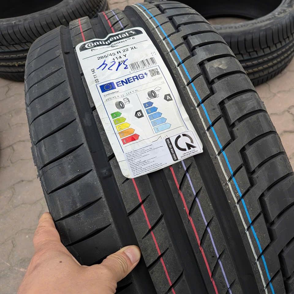 325/40R22 Continental
