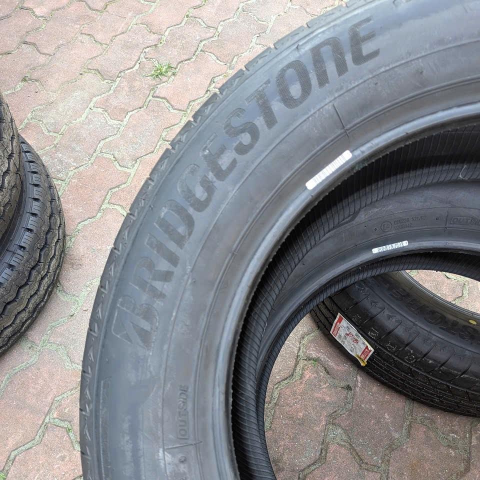 225/60R18 Bridgestone AL001 Alenza vỏ lốp Xe: Honda Accord 3.5, Honda CRV 2.4AT, Lexus NX 200T F Sport 2.0, Nissan Xtrail 2.0, Subaru Outback