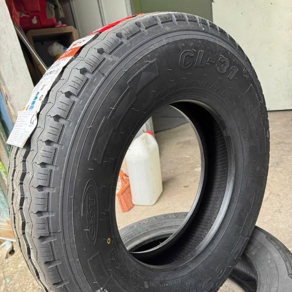 Vỏ lốp 195R15C CST