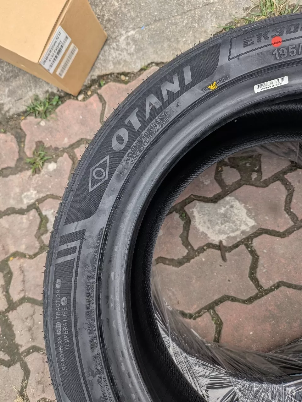 Vỏ lốp 195/50R16 Otani Thái Lan, Vỏ lốp xe ô tô Ford Fiesta, Vỏ lốp xe ô tô Hyundai Accent 1.4, Vỏ lốp xe ô tô SUZUKI SWIFT, Vỏ lốp xe ô tô Yaris 1.5