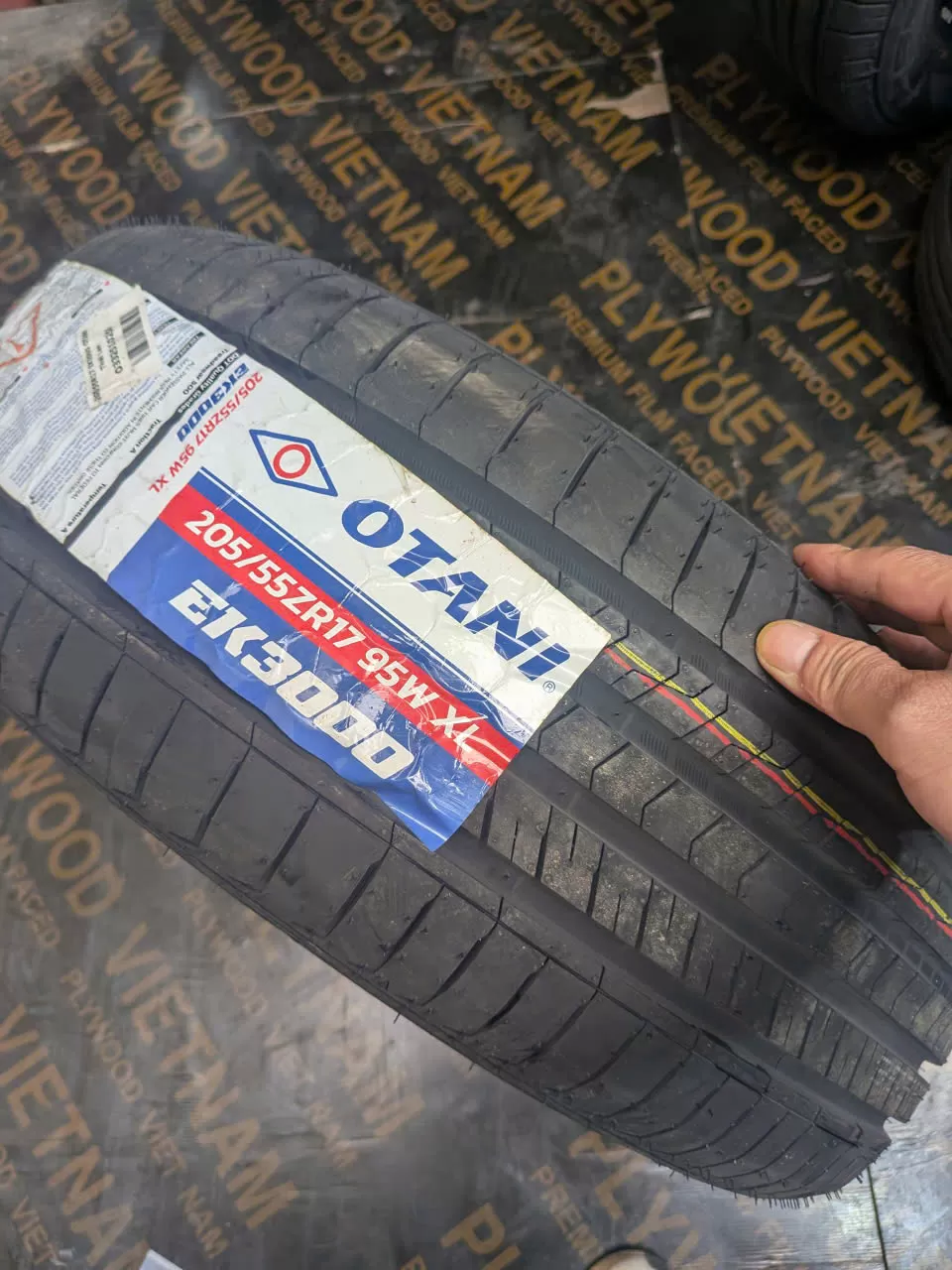 205/55R17 Otani Thái Lan KC1000 vỏ lốp Xe: Mitsubishi Xpander Cross 2020