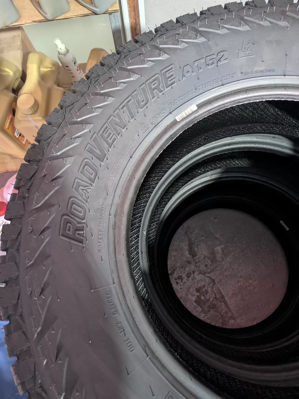 Vỏ lốp 205R16C 8PR AT52 KUMHO VIỆT NAM, vỏ lốp xe ô tô Isuzu D-Max 3.0, vỏ lốp xe ô tô Mitsubishi Triton 2.5MT, vỏ lốp xe ô tô Nissan Navara 2.5 MT