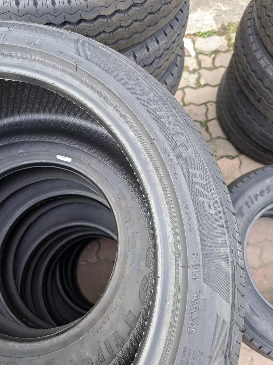 225/45R17 Landspider Citytraxx HP vỏ lốp Xe: KIA Cerato, Kia Rondo, Lexus IS250, Mercedes C180, Mercedes C200K, Mercedes C230 C250 C280 C300, Volkswagen Scirocco
