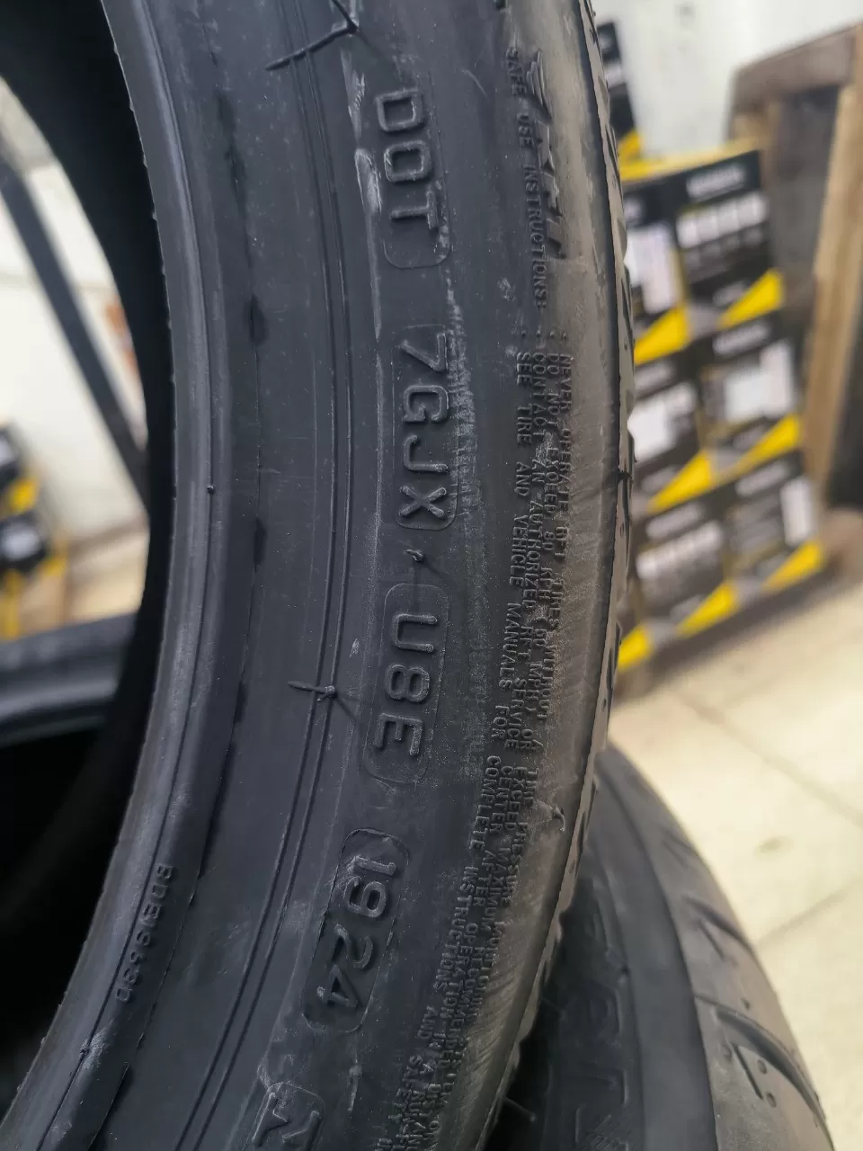 245/40R18 Bridgestone T005A Turanza chống xịt, vỏ lốp Xe: Audi A5, Audi TT 2.0 2008, Lexus GS430, Mercedes E200 2.0 E250 AMG Mercedes E300, Mercedes E350, Mercedes E400 3.0, Subaru WRX STI