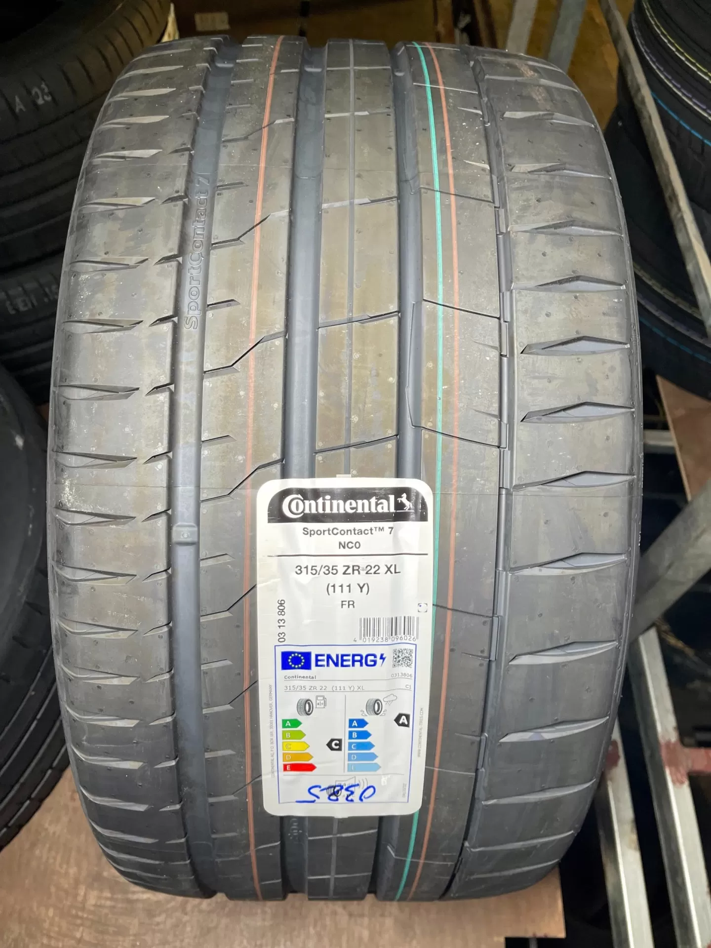 Vỏ lốp 315/35R22 Continental Sport Contact 7