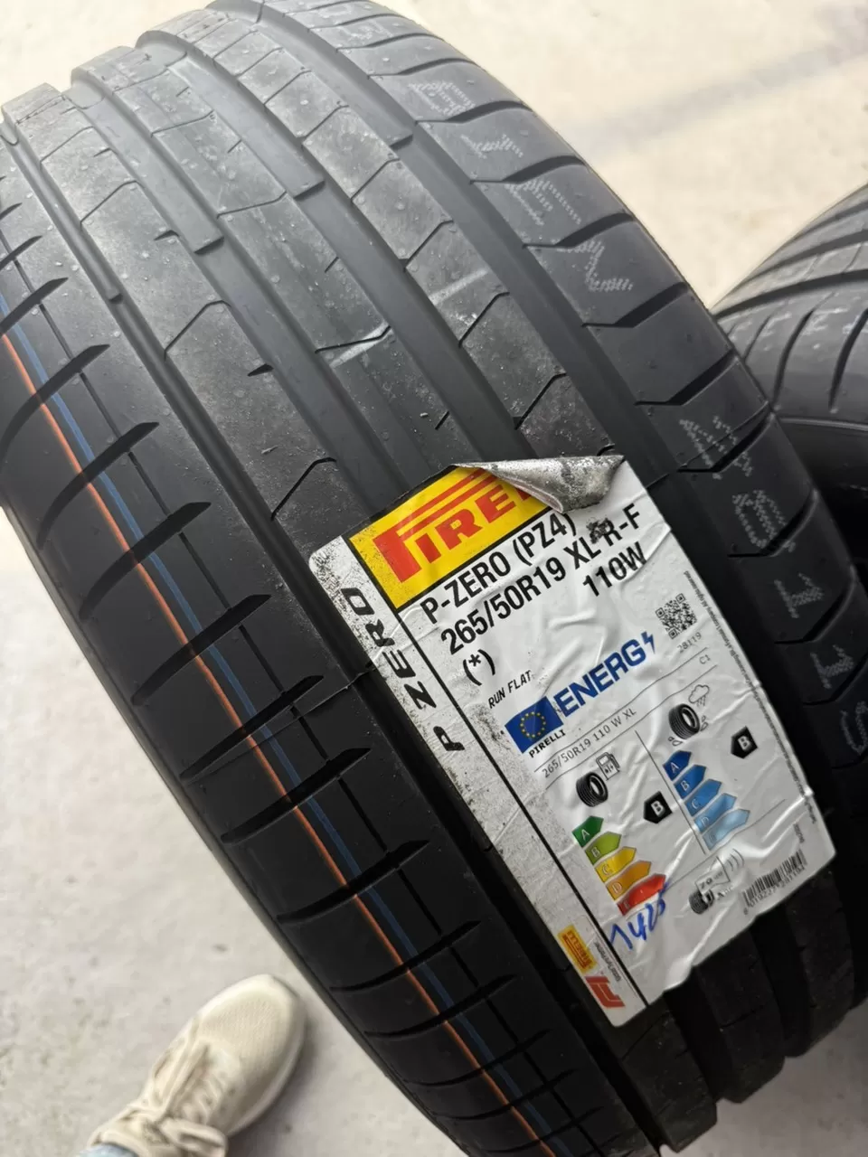 265/50R19 Pirelli Runflat vỏ lốp Xe: Audi Q7 3.0 Q7 3.6, Volkswagen Touareg, vỏ lốp xe ô tô BMW X5 X6