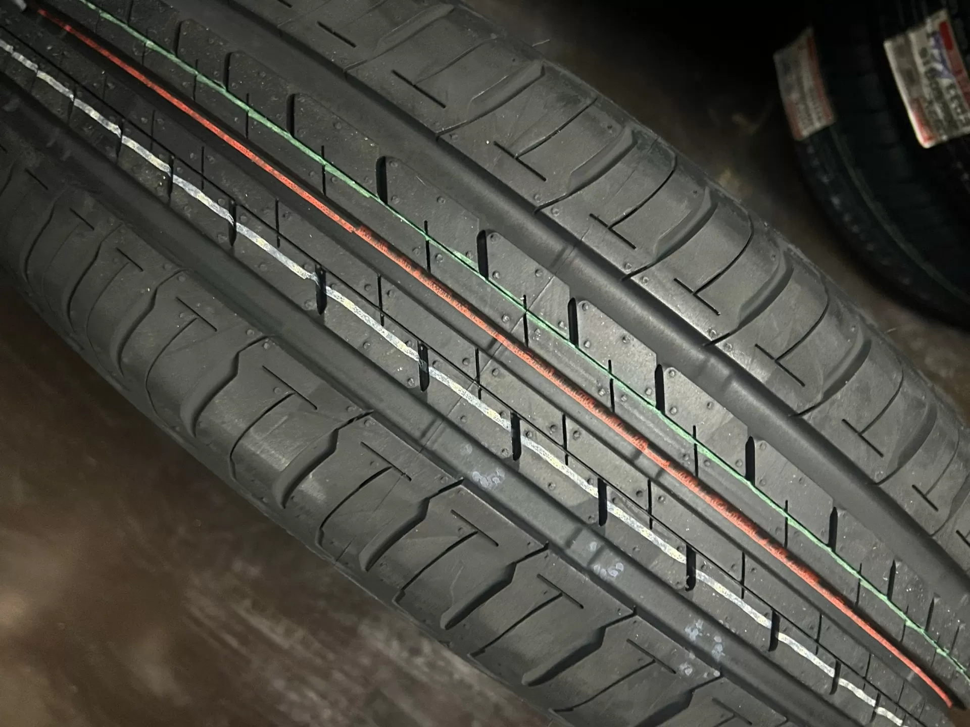 Vỏ lốp 195/65R16 Bridgestone EP150, vỏ lốp theo xe Xpander 2022