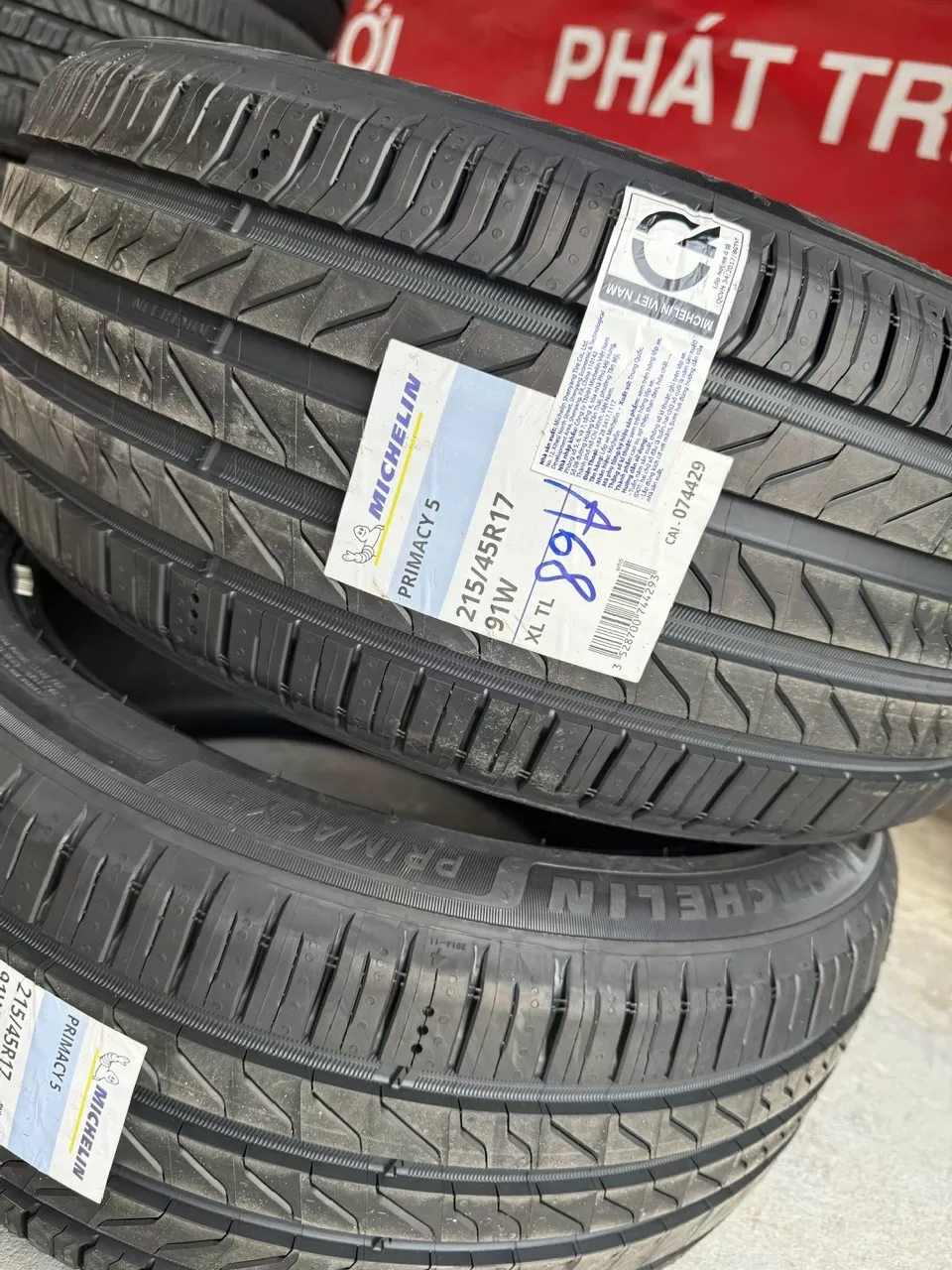 Vỏ lốp 215/45R17 Michelin Primacy 5, vỏ lốp xe ô tô BMW 325, vỏ lốp xe ô tô Elantra GLS 1.8 AT, vỏ lốp xe ô tô Hyundai i30, vỏ lốp xe ô tô Kia Cerato Signature 1.6AT 2.0 AT, vỏ lốp xe ô tô Kia Forte, Kia K3, Toyota Altis 2.0V CVT