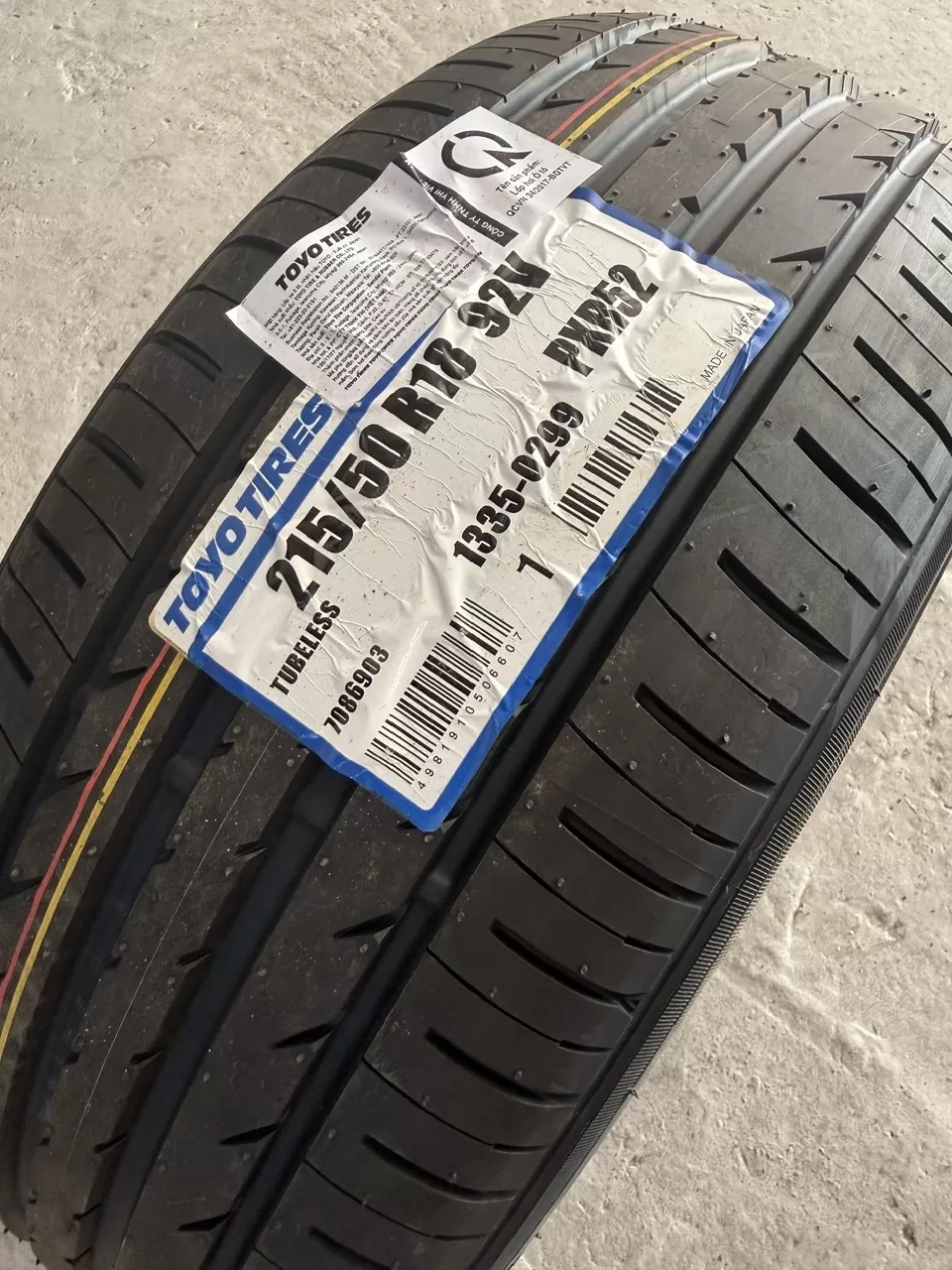 Vỏ lốp 215/50R18 Toyo Nhật, vỏ lốp theo xe Mazda CX3