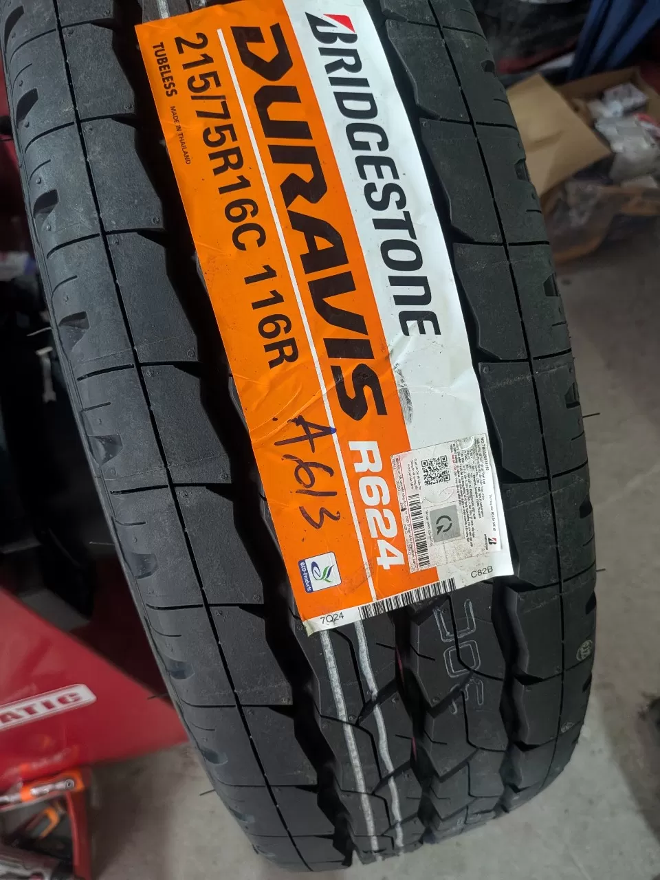 Vỏ lốp 215/75R16C Bridgestone, R624 Duravia Thái Lan, vỏ lốp Xe Ford Transit