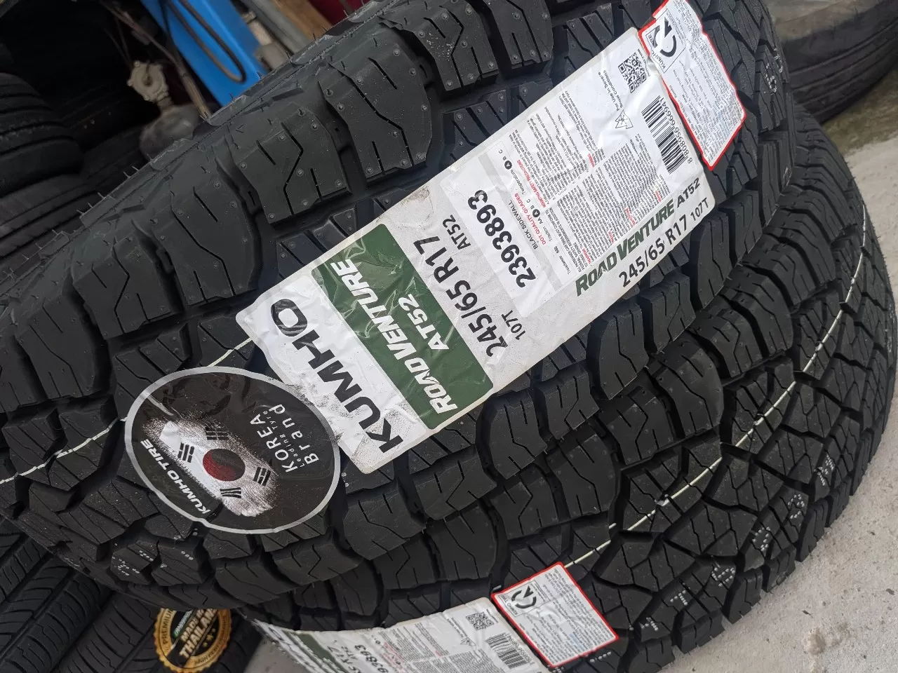Vỏ lốp 245/65R17 T04L AT52 KUMHO VIỆT NAM, vỏ lốp ô tô Mitsubishi Pajero Spor, Vỏ lốp ô tô Mitsubishi Triton, vỏ lốp ô tô Toyota Highlander