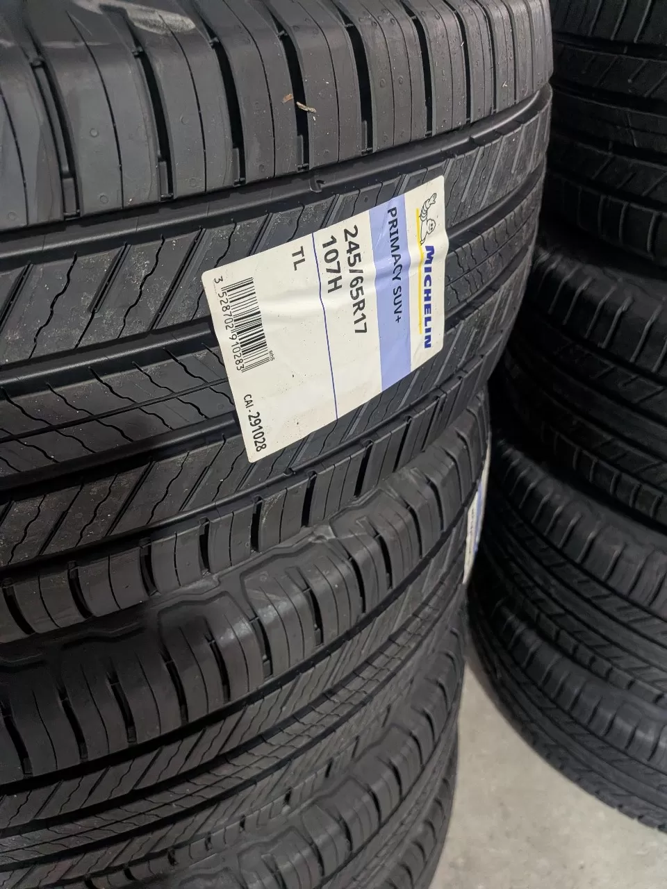 Vỏ lốp 245/65R17 Michelin, vỏ lốp ô tô Mitsubishi Pajero Spor, Vỏ lốp ô tô Mitsubishi Triton, vỏ lốp ô tô Toyota Highlander