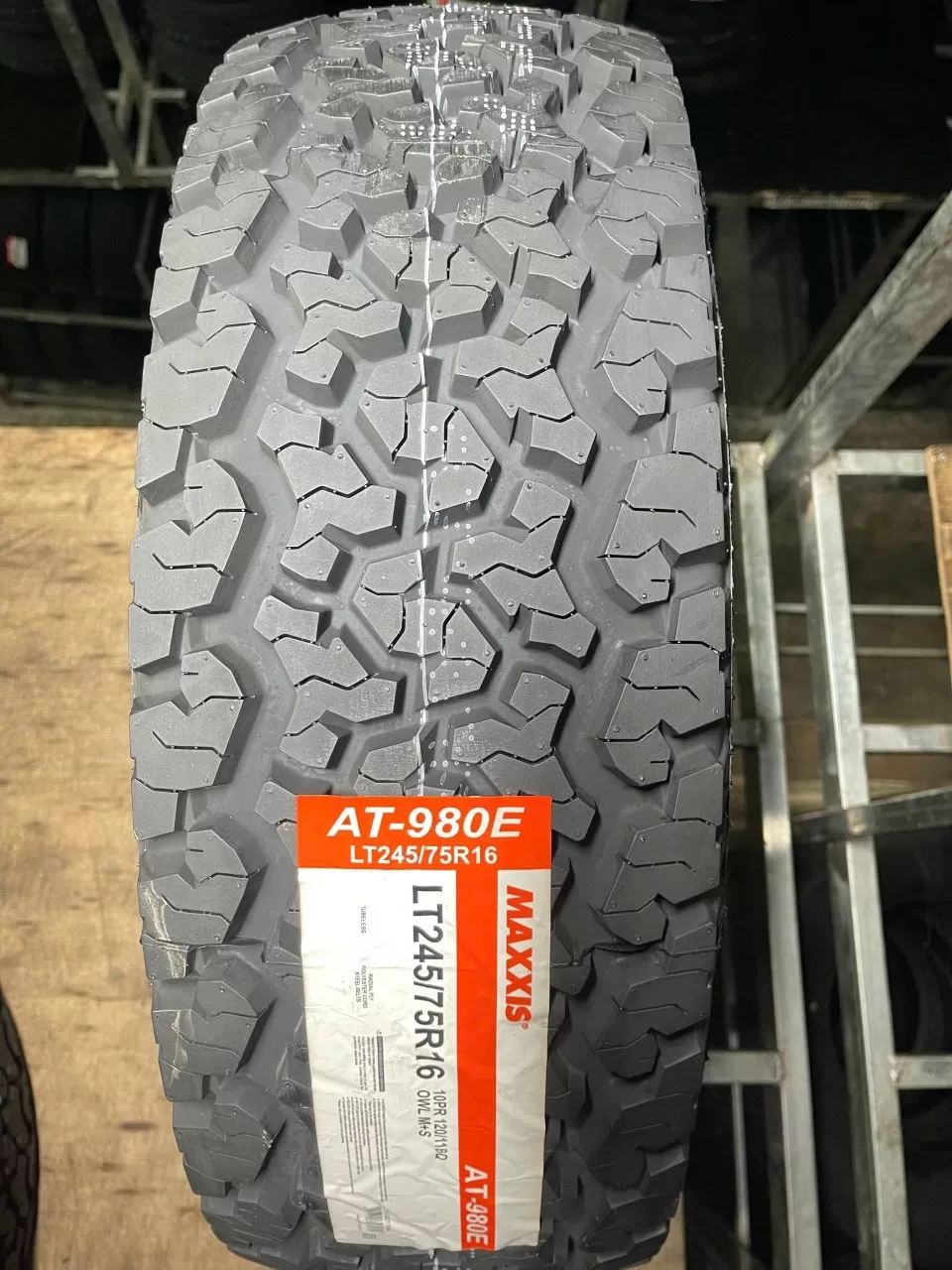 Vỏ lốp 245/75R16 Maxxis AT980E, vỏ lốp xe ô tô địa hình