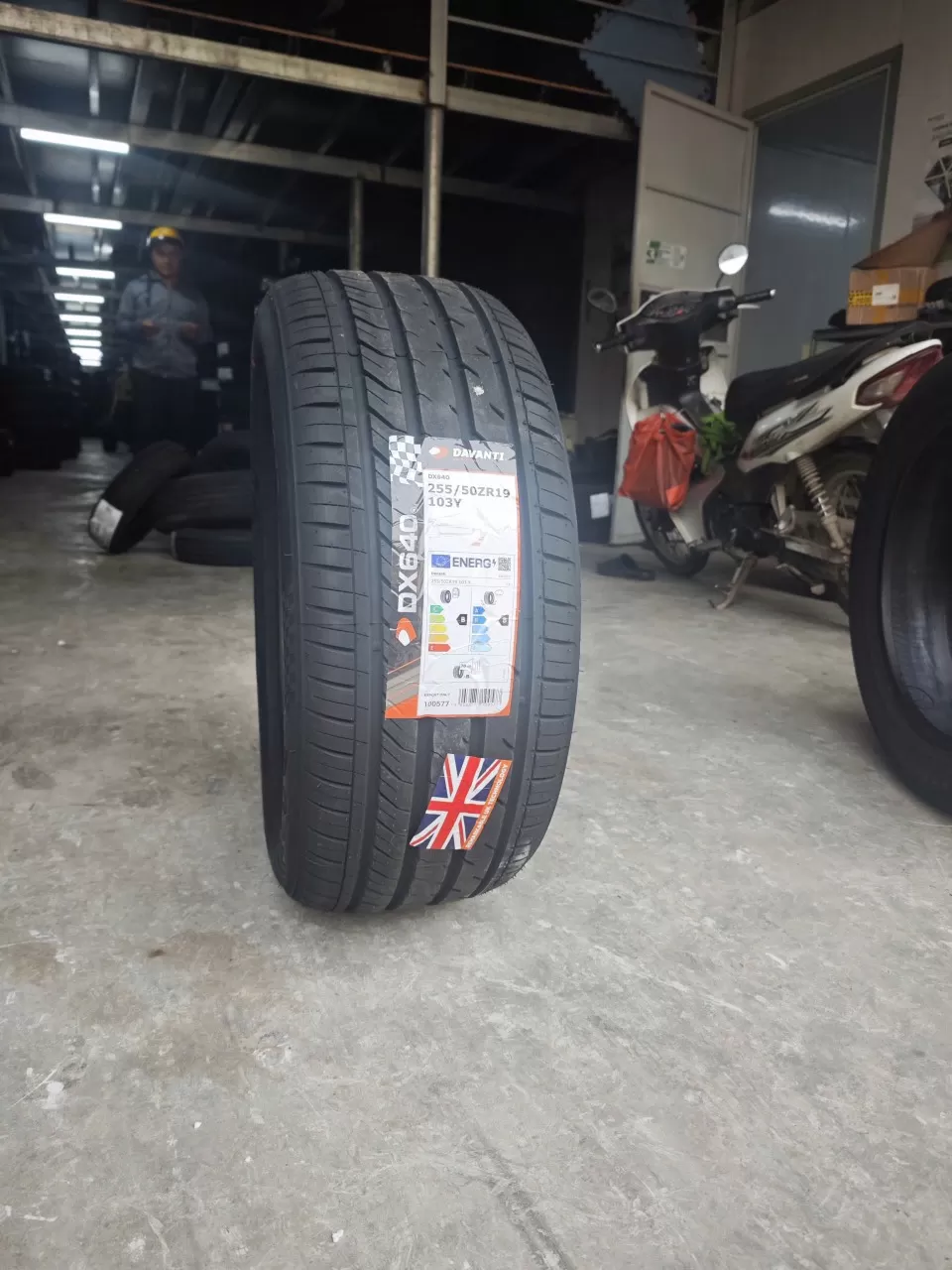 Vỏ lốp 255/50R19 Davanti Thái lan, vỏ lốp trước Vinfast Lux SA2.0