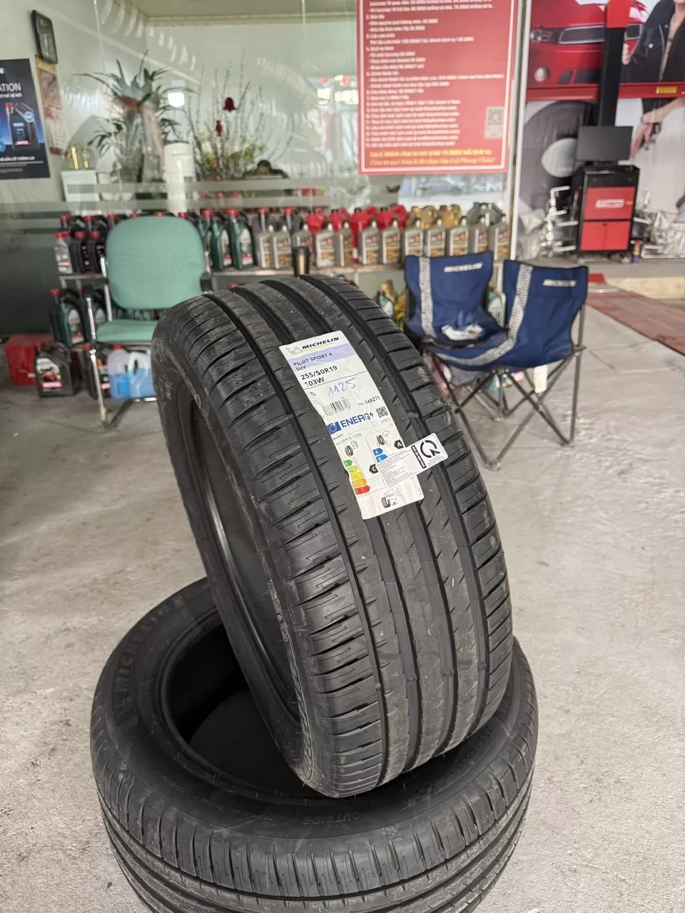 Vỏ lốp 255/50R19, Michelin 255/50R19 Pilot sport 4 SUV, vỏ lốp ô tô BMW X5 3.0, BMW X6 3.0, Ranger Rover Sport HSE 3.0L, Range Rover Sport Supercharged 3.0L, Mercedes GLE 400, Vinfast Lux SA2.0