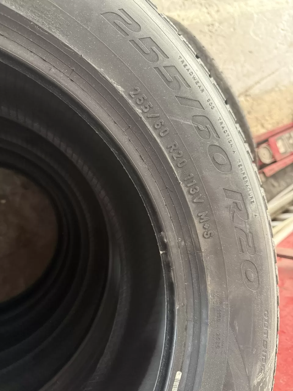Vỏ lốp 255/60R20 Pirelli Scopion All Season, vỏ lốp ô tô Landrover Defender